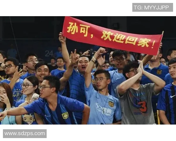 绿地申花与天津权健激战正酣谁能在这场对决中笑到最后